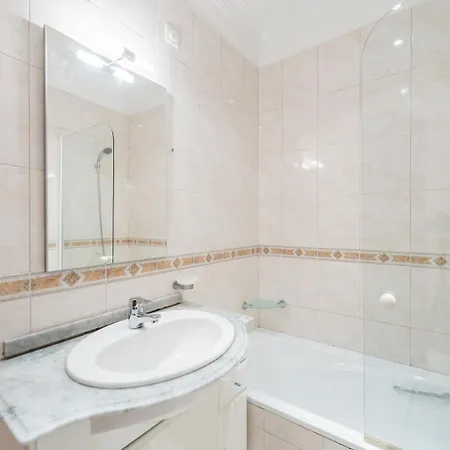 Guestready - Back To Tullins * Leca da Palmeira